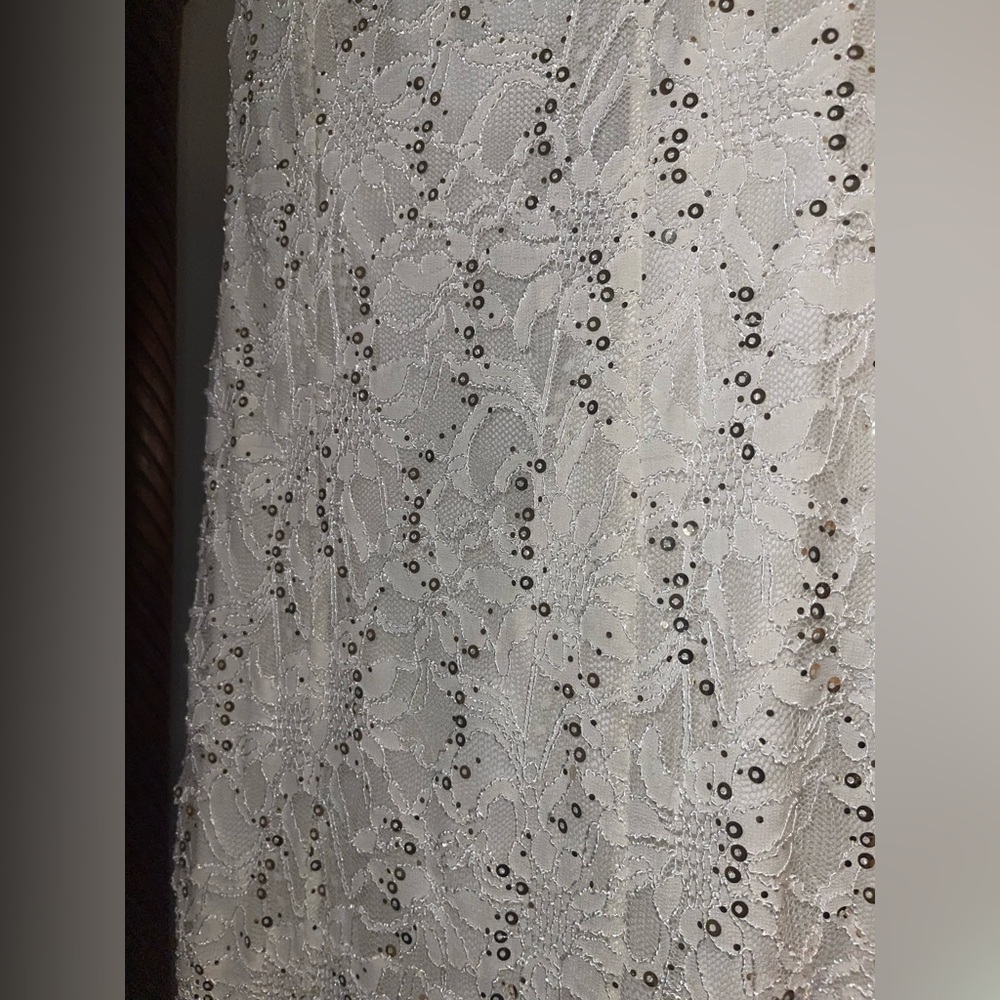 Windsor lace and sequin mermaid formal evening gown 9/10 - Picture 13 of 16